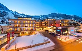 Alpenparks Hotel & Apartment Central Zell Am See